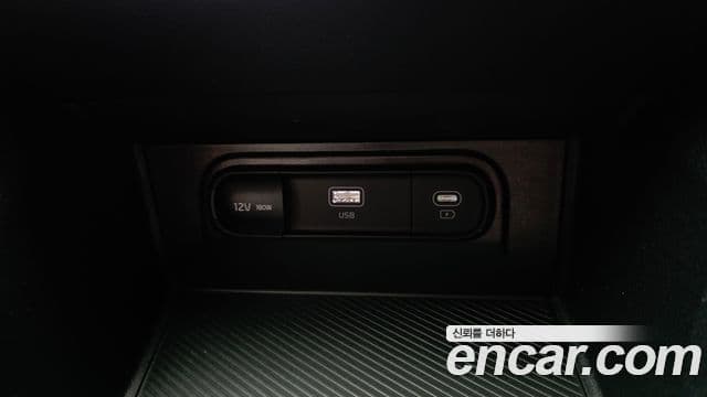 Kia Sportage 2022 — Фото 13/20
