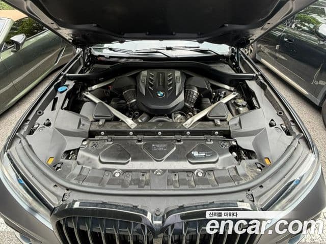 BMW X7 2020 — ფოტო 5/19
