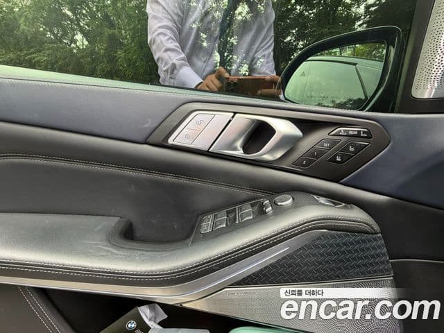 BMW X7 2020 — ფოტო 12/19