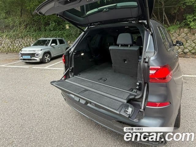 BMW X7 2020 — ფოტო 15/19