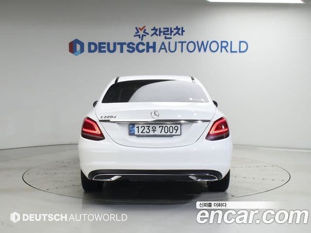 Mercedes-Benz C-Class 2019 — Şəkil 3/20