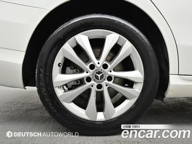 Mercedes-Benz C-Class 2019 — Şəkil 4/20