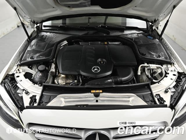 Mercedes-Benz C-Class 2019 — Şəkil 5/20