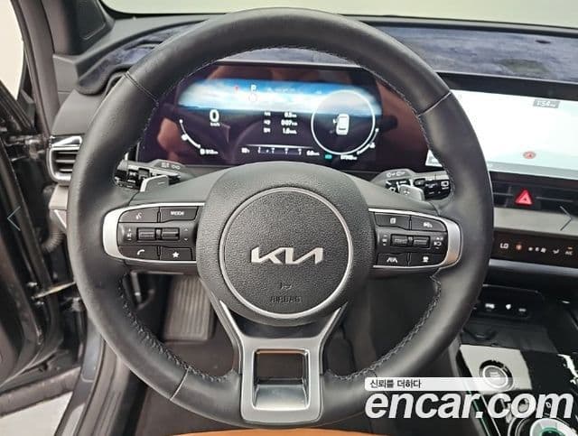 Kia Sportage 2024 — ფოტო 8/17