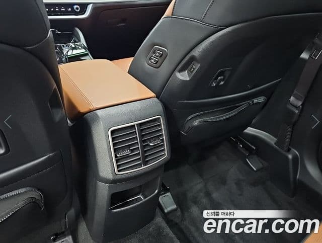 Kia Sportage 2024 — ფოტო 13/17