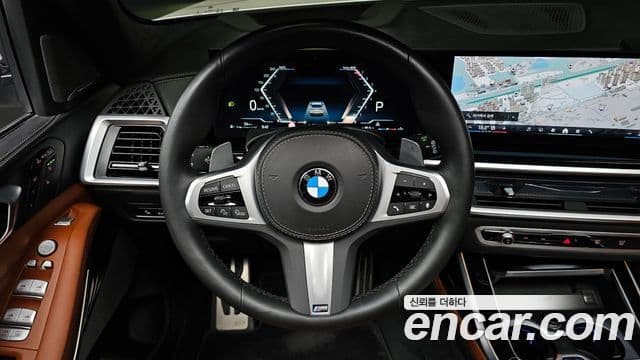 BMW X7 2024 — Фото 13/20