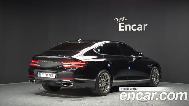 Genesis Electrified G80 2020 — Şəkil 1/20