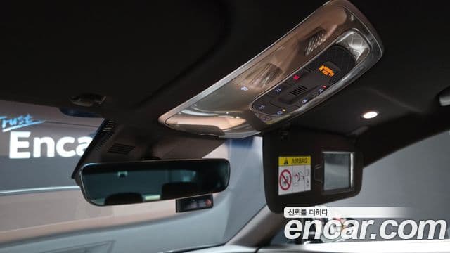 Genesis Electrified G80 2020 — Şəkil 17/20