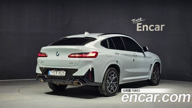 BMW X4 2024 — Фото 2/20
