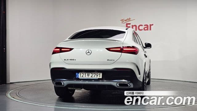 Mercedes-Benz GLE-Class 2023 — ფოტო 4/20