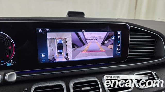 Mercedes-Benz GLE-Class 2023 — ფოტო 15/20