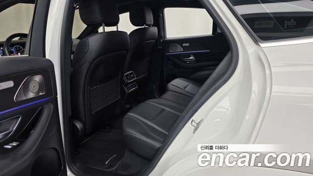 Mercedes-Benz GLE-Class 2023 — Photo 7/36