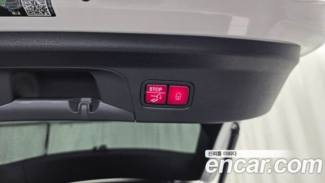 Mercedes-Benz GLE-Class 2023 — Photo 19/36