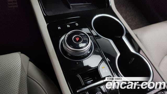 Kia K5 2023 — ფოტო 9/20
