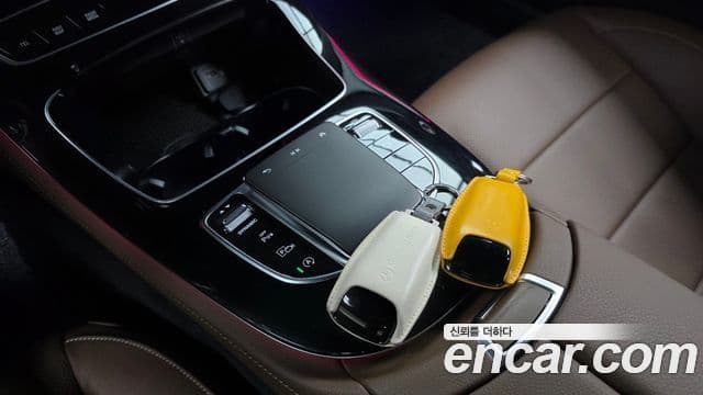 Mercedes-Benz E-Class 2022 — Фото 17/20