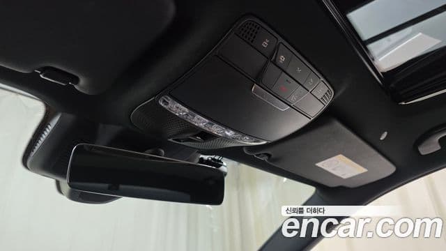 Mercedes-Benz E-Class 2022 — Фото 18/20