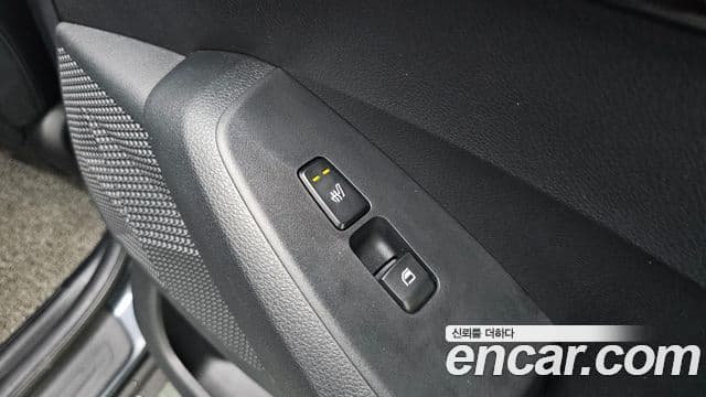 Kia Seltos 2020 — ფოტო 19/20