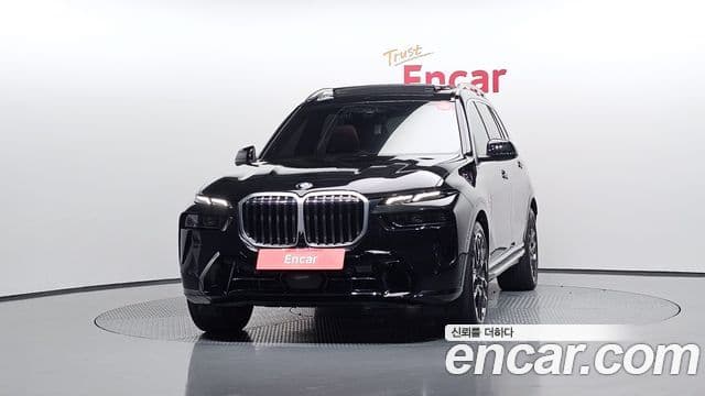 BMW X7 2024 — Фото 3/20