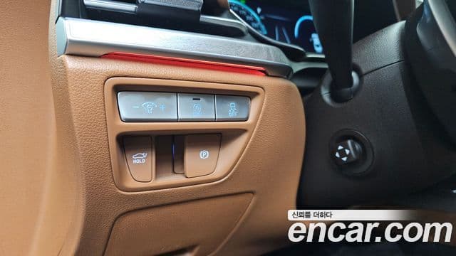 Genesis Electrified G80 2023 — ფოტო 14/20