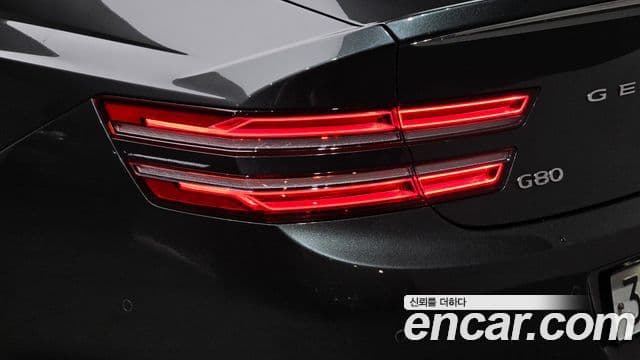 Genesis G80 2023 — Photo 5/34