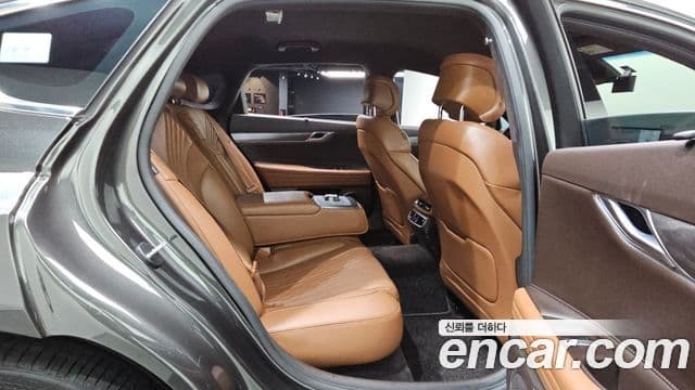 Genesis G80 2023 — Photo 17/34
