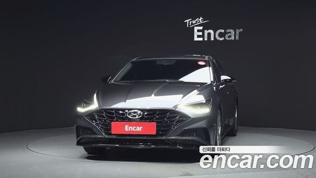 Hyundai Sonata 2021 — ფოტო 3/20