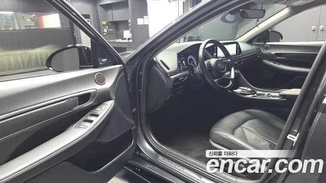 Hyundai Sonata 2021 — ფოტო 10/20