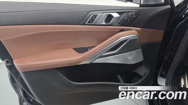 BMW X6 2021 — Photo 17/33