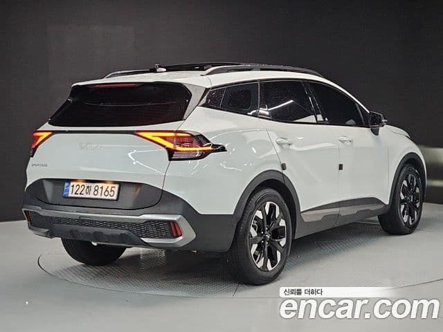Kia Sportage 2021 — Фото 3/20