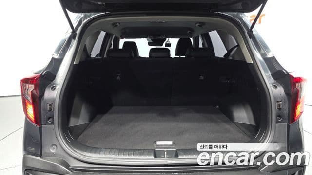 Kia Seltos 2023 — фото 20 из 20