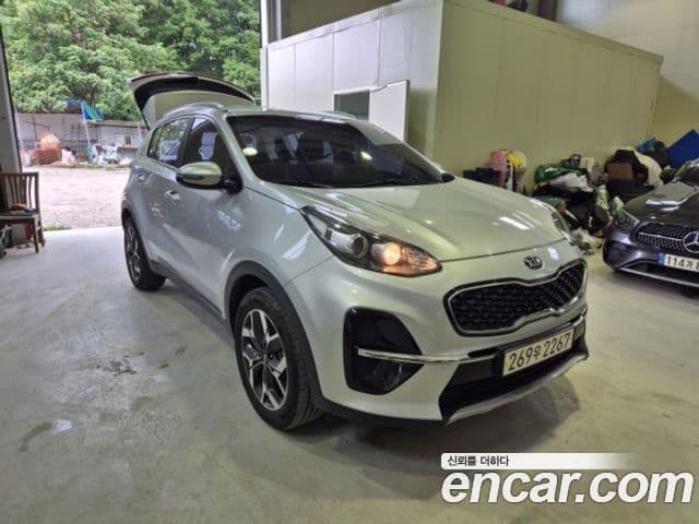 Kia Sportage The Bold 2021 — ფოტო 2/10