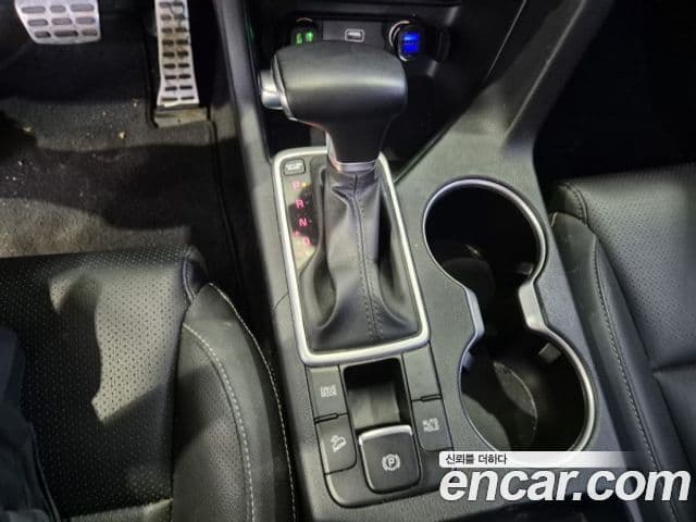 Kia Sportage The Bold 2021 — ფოტო 8/10