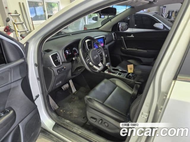 Kia Sportage The Bold 2021 — ფოტო 9/10