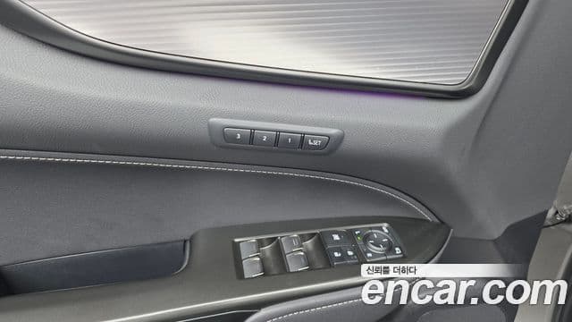 Lexus NX450h+ 2024 — Photo 21/34