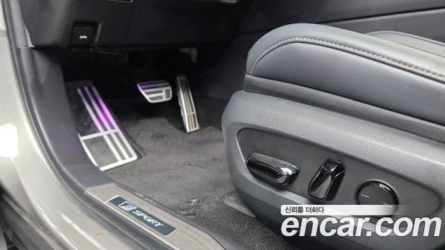 Lexus NX450h+ 2024 — Photo 23/34
