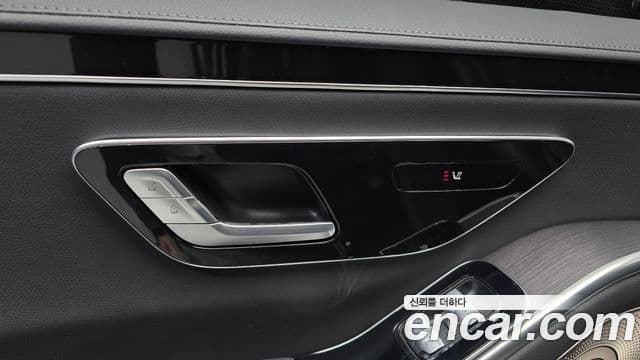 Mercedes-Benz S-Class 2021 — ფოტო 17/20