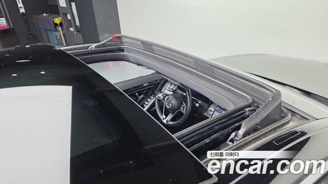 Mercedes-Benz S-Class 2021 — ფოტო 18/20