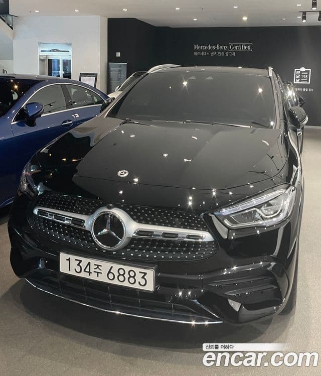Mercedes-Benz GLA-Class 2022 — Фото 2/3