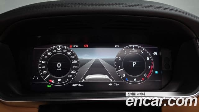 Land Rover Range Rover 2019 — ფოტო 8/20