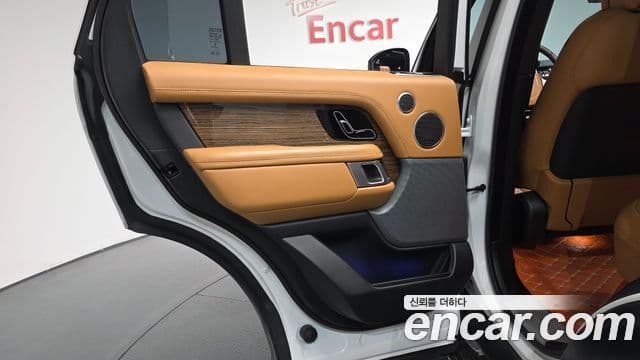 Land Rover Range Rover 2019 — Photo 4/40