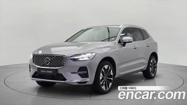 Volvo XC60 2025 — ფოტო 4/20