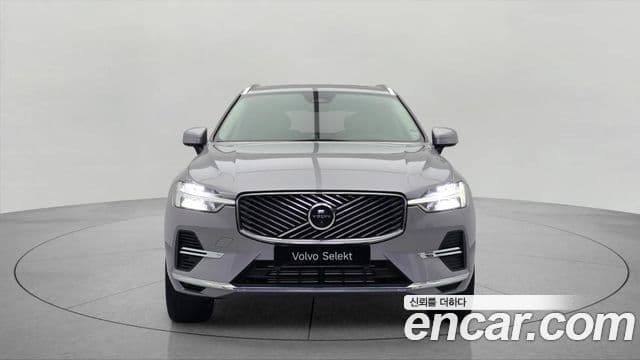 Volvo XC60 2025 — ფოტო 12/20
