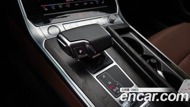 Audi A6 2020 — ფოტო 9/20