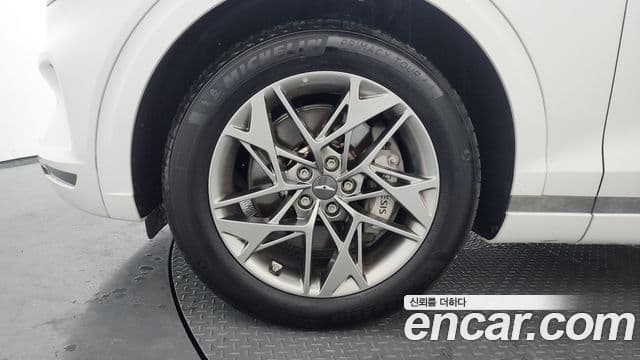 Genesis GV70 2024 — ფოტო 5/20
