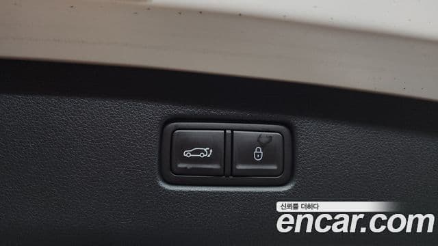 Genesis GV70 2024 — ფოტო 19/20
