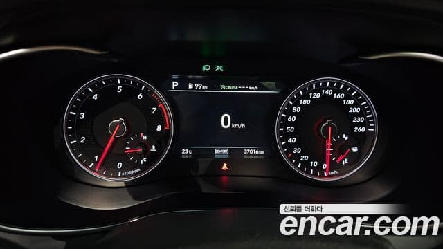 Genesis G70 2019 — ფოტო 7/20