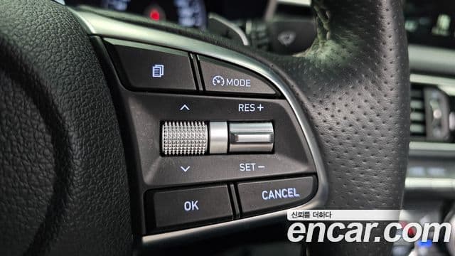 Genesis G70 2019 — ფოტო 2/35