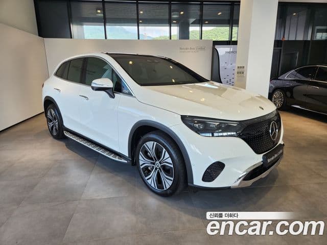 Mercedes-Benz EQE SUV 2024 — ფოტო 9/20
