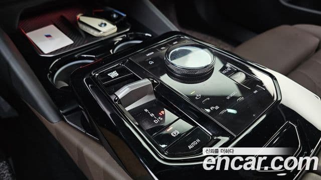 BMW 5 Series 2024 — ფოტო 9/20