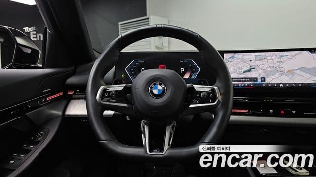 BMW 5 Series 2024 — ფოტო 13/20